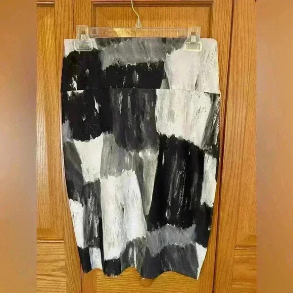 Norma Kamala Sweats Paint Canvas Black White Pull On Pencil Skirt Size Small‎ - Picture 1 of 8